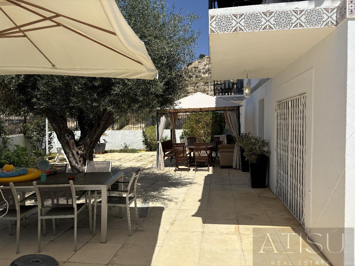 For sale of house in Alicante