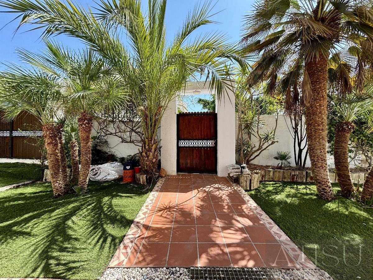 For sale of house in Alicante