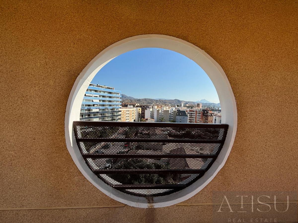 For sale of apartment in Alicante