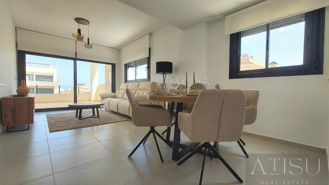 For sale of penthouse in San miguel de salinas