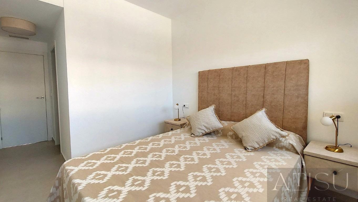 For sale of penthouse in San miguel de salinas
