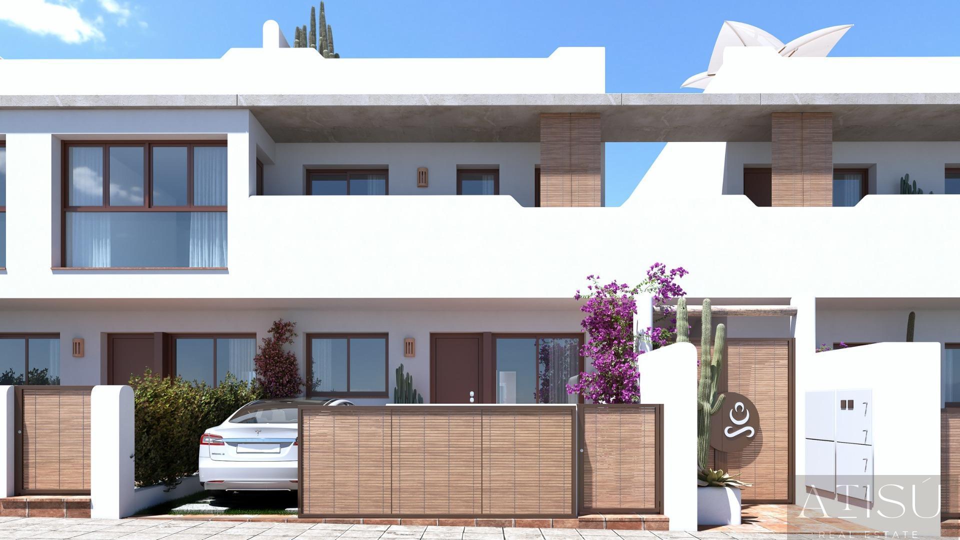 For sale of villa in Pilar de la horadada