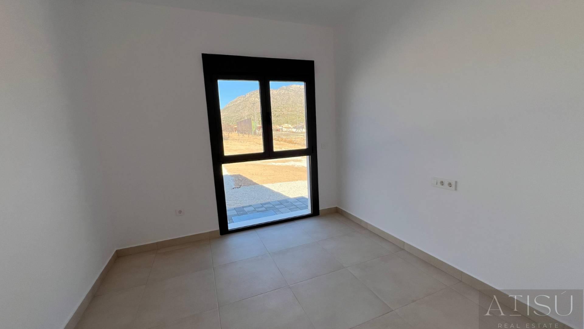 For sale of villa in Hondón de las nieves