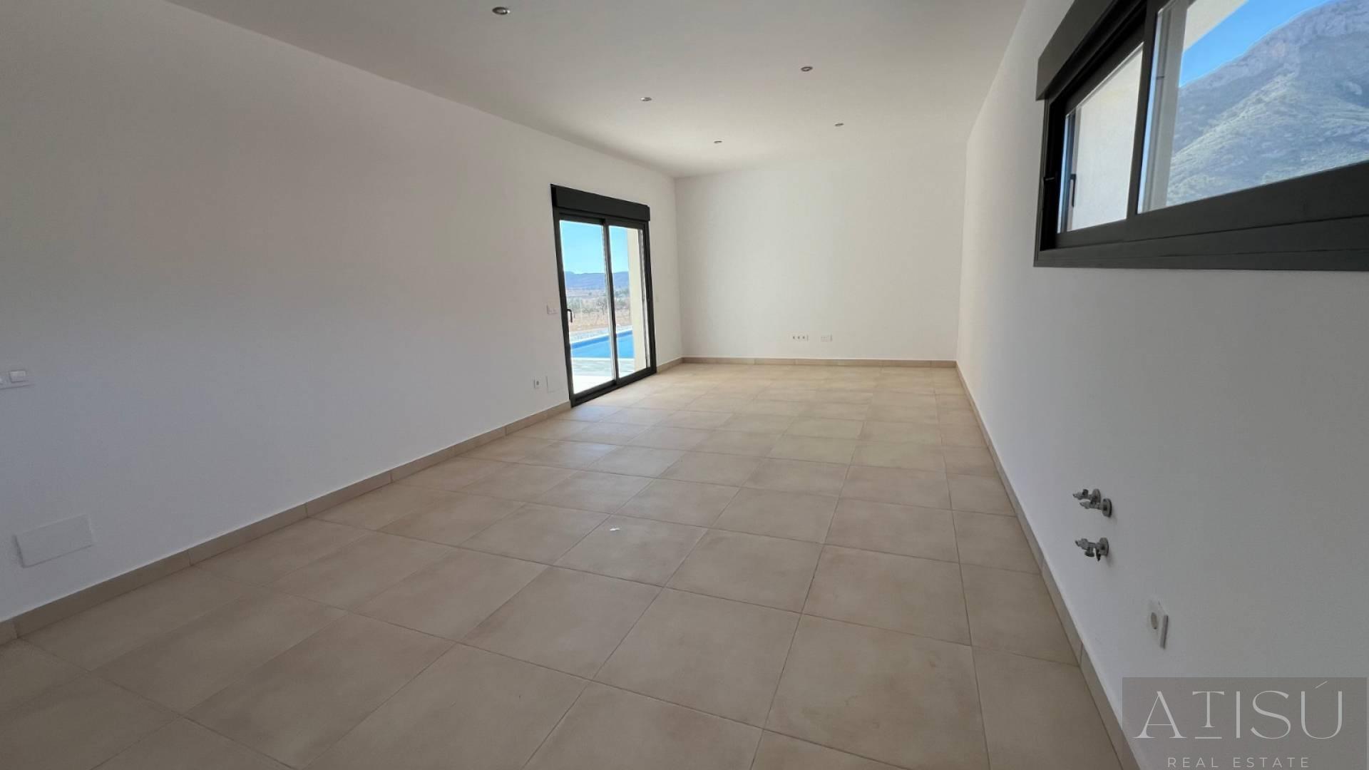 For sale of villa in Hondón de las nieves