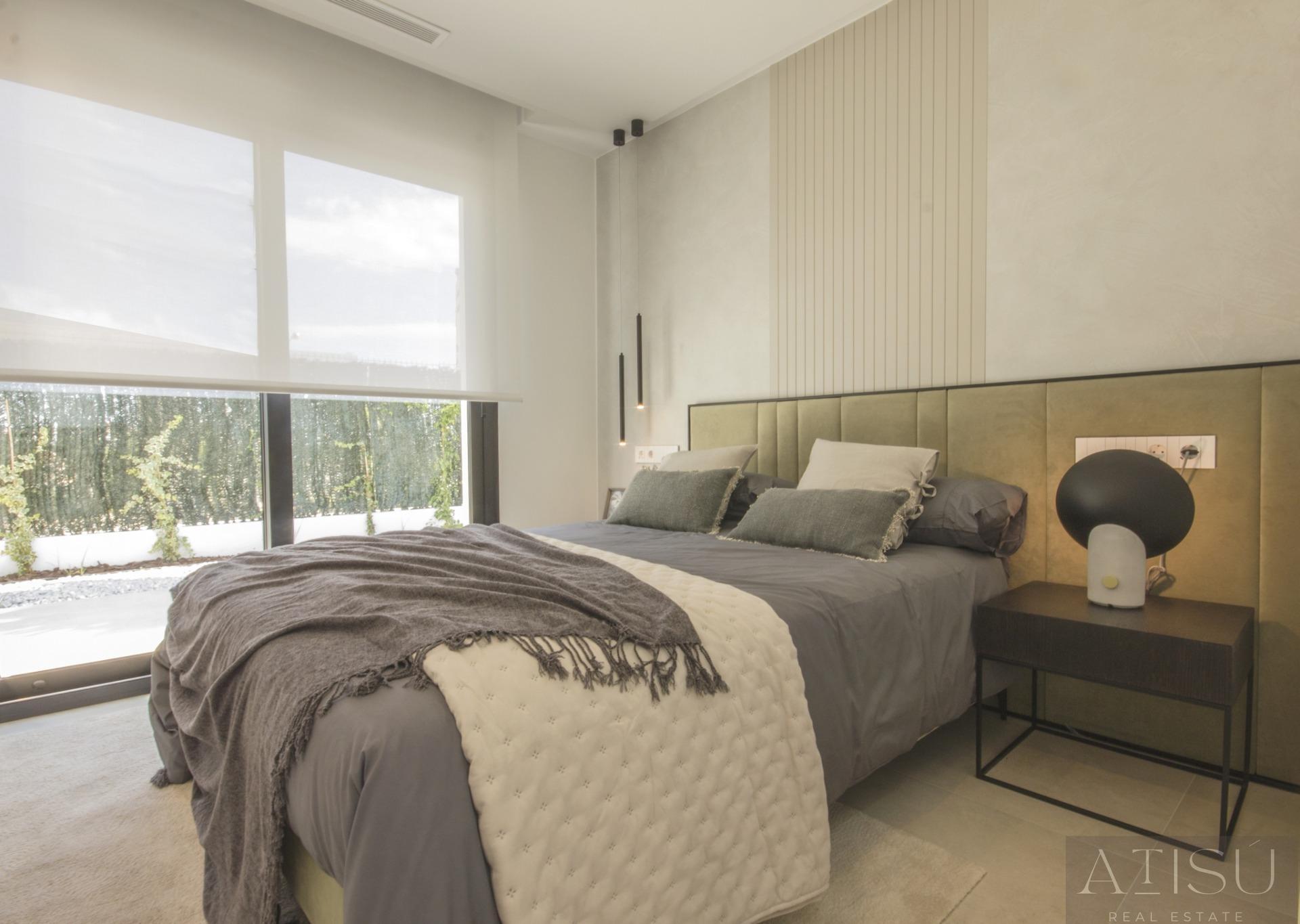 For sale of villa in Rojales