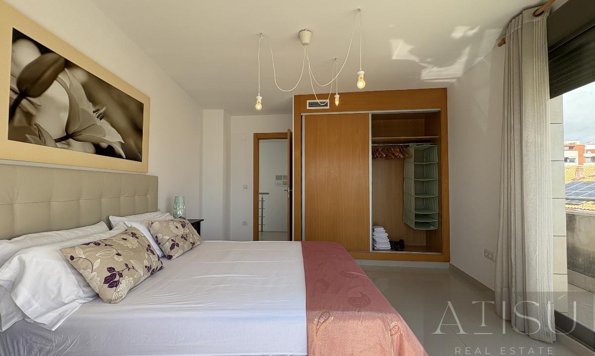 For sale of duplex in El Campello