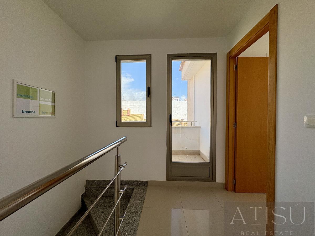 For sale of duplex in El Campello