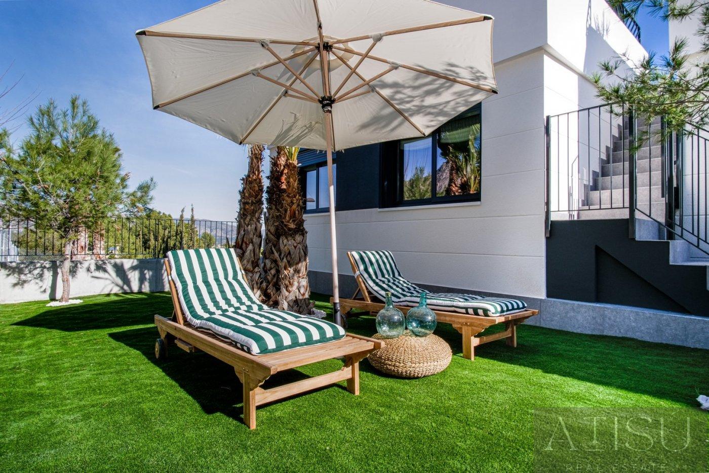 For sale of villa in Polop