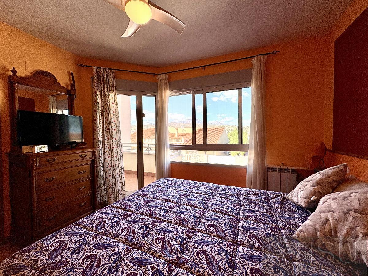 For sale of house in Alicante