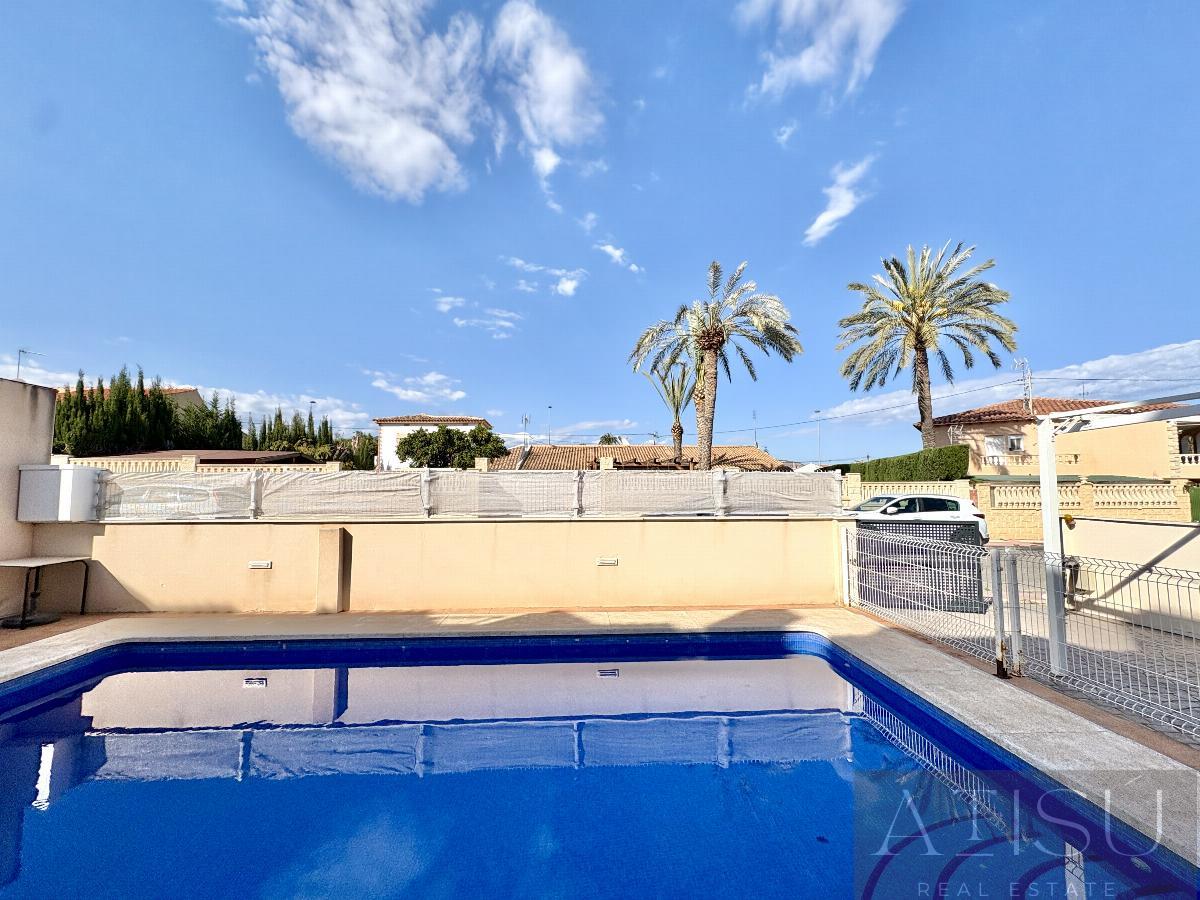 For sale of house in Alicante
