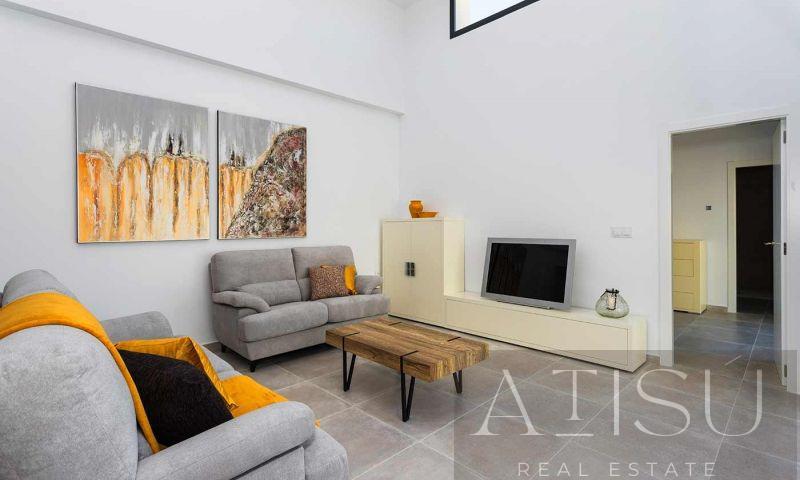 For sale of villa in Daya nueva
