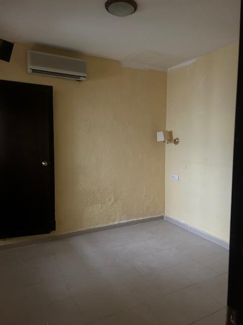 For sale of commercial in San Fernando