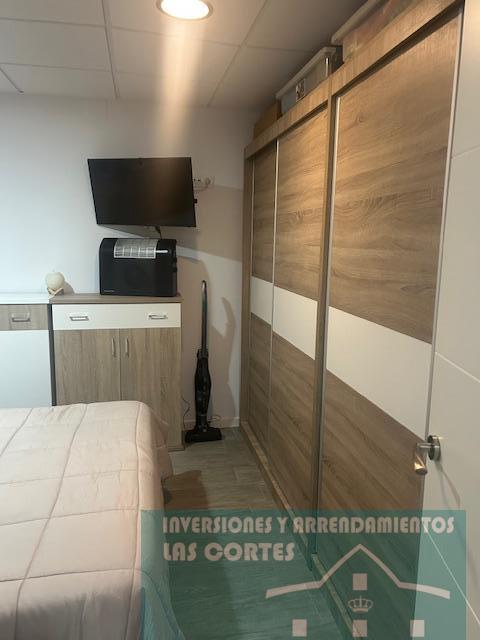 For sale of house in San Fernando