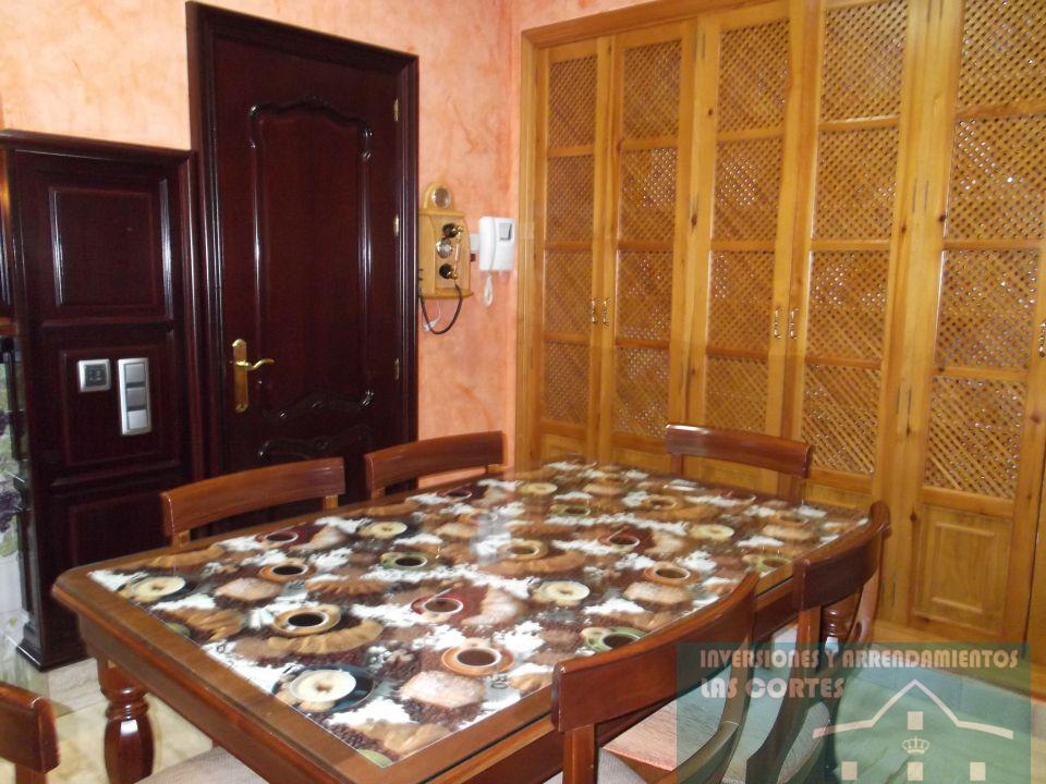 For sale of flat in San Fernando