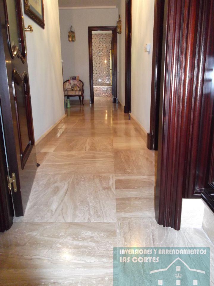 For sale of flat in San Fernando