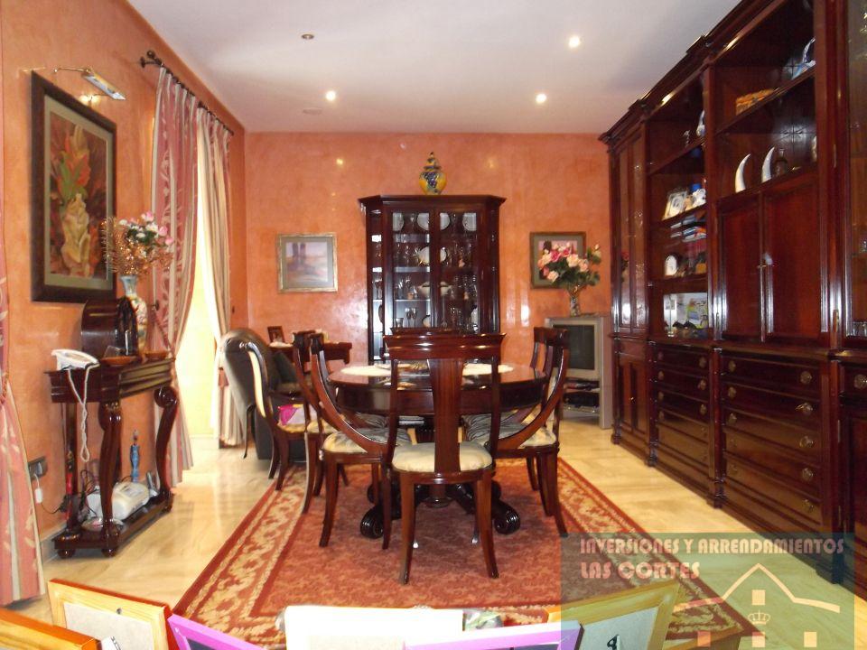 For sale of flat in San Fernando