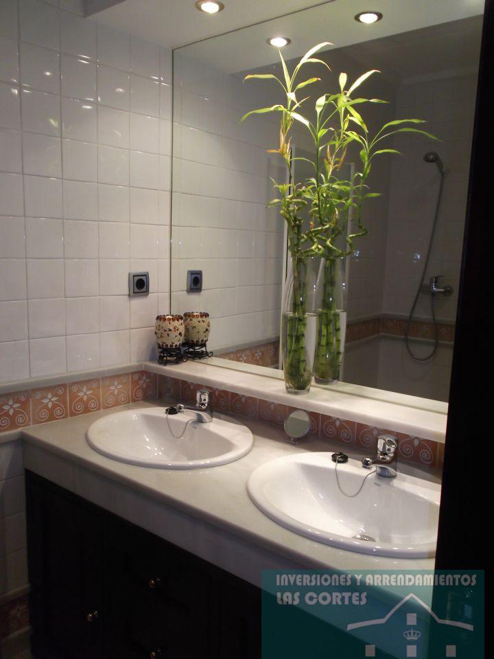 For sale of flat in San Fernando