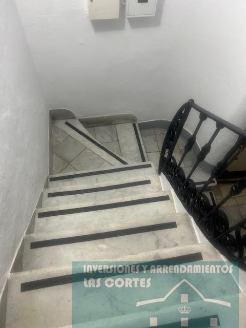For sale of commercial in San Fernando