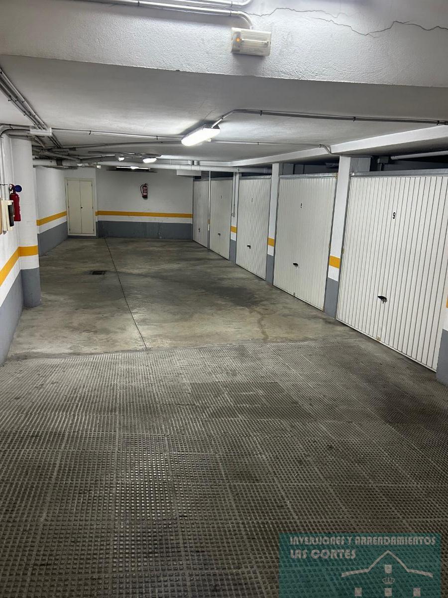 For sale of house in San Fernando