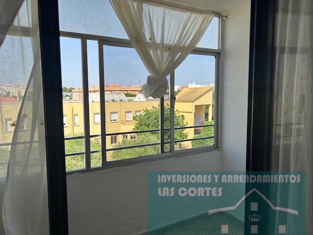 For sale of flat in San Fernando