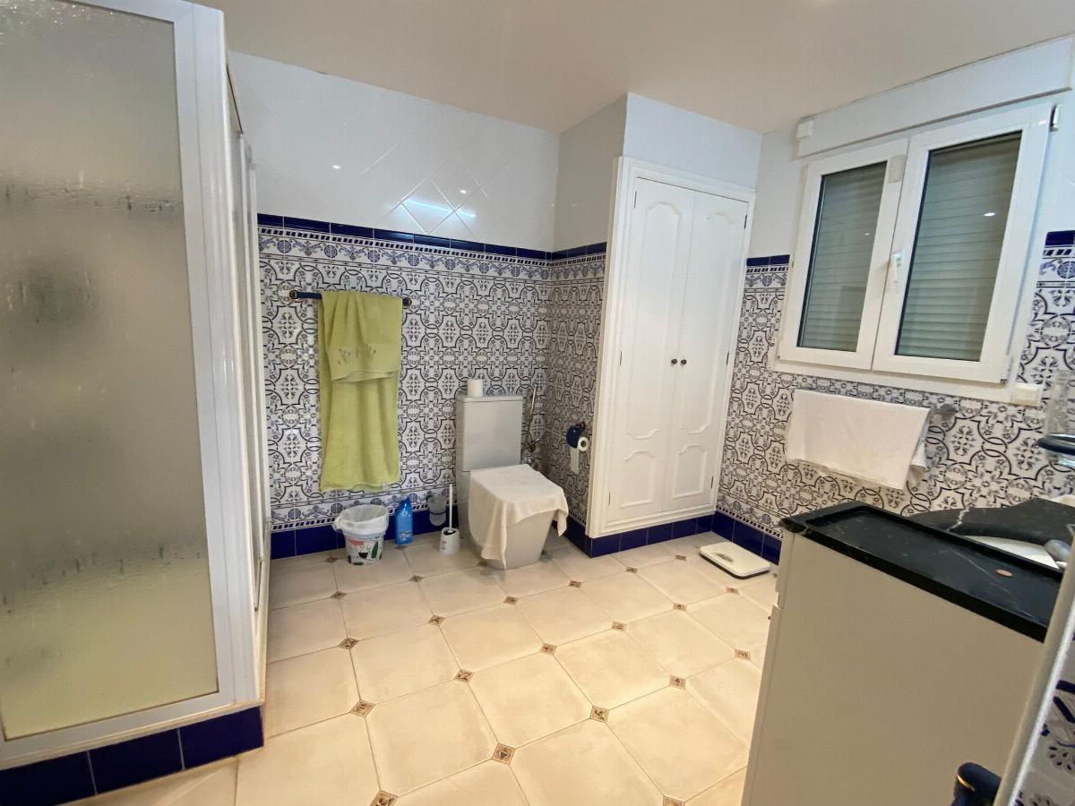For sale of villa in Castellón