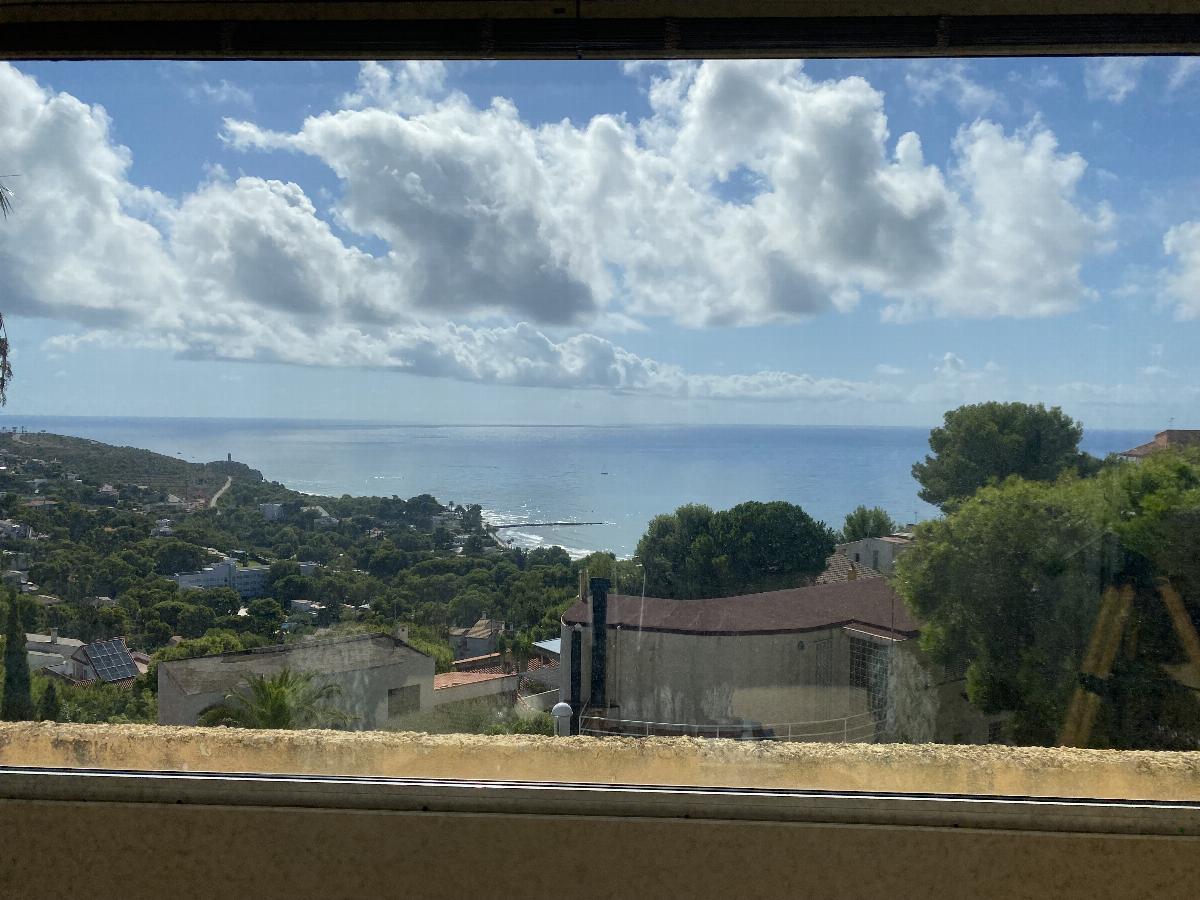 For sale of villa in Castellón