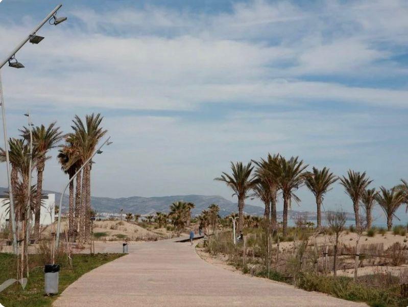 For sale of villa in Castellón