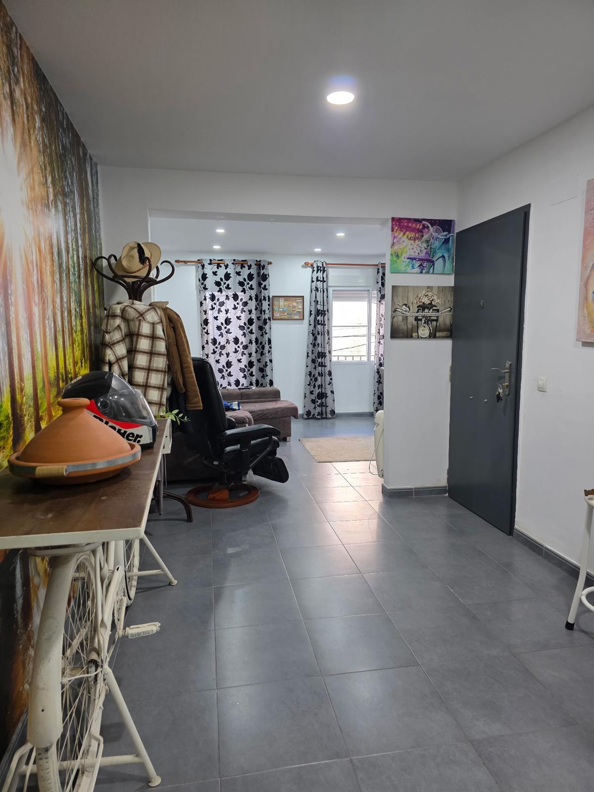 For sale of flat in Castellón