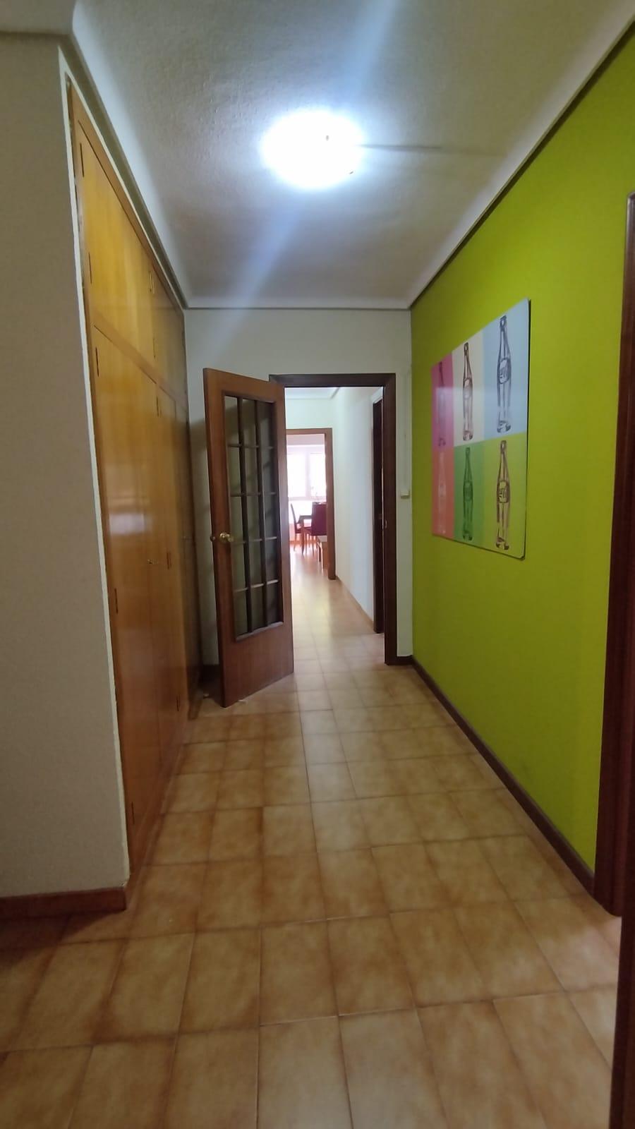 For sale of flat in Castellón