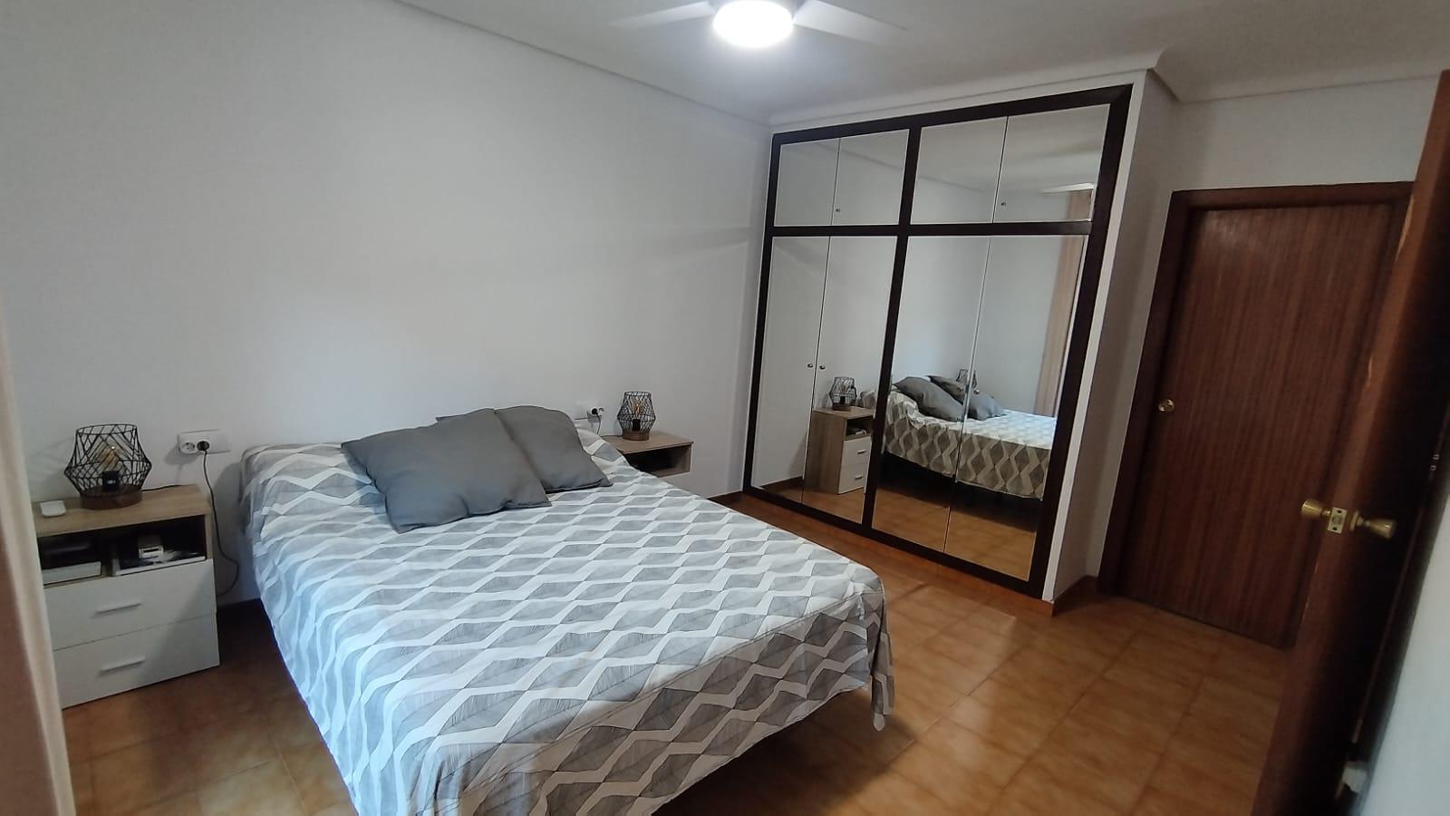 For sale of flat in Castellón