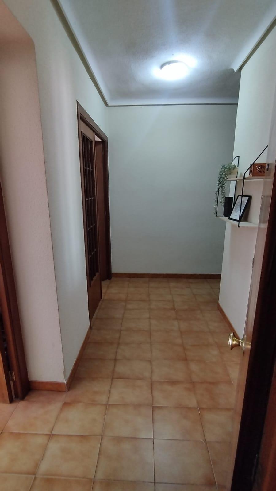 For sale of flat in Castellón