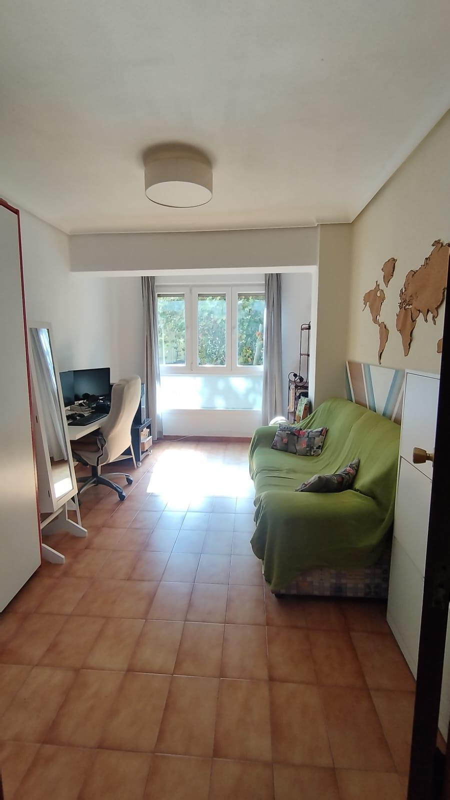 For sale of flat in Castellón