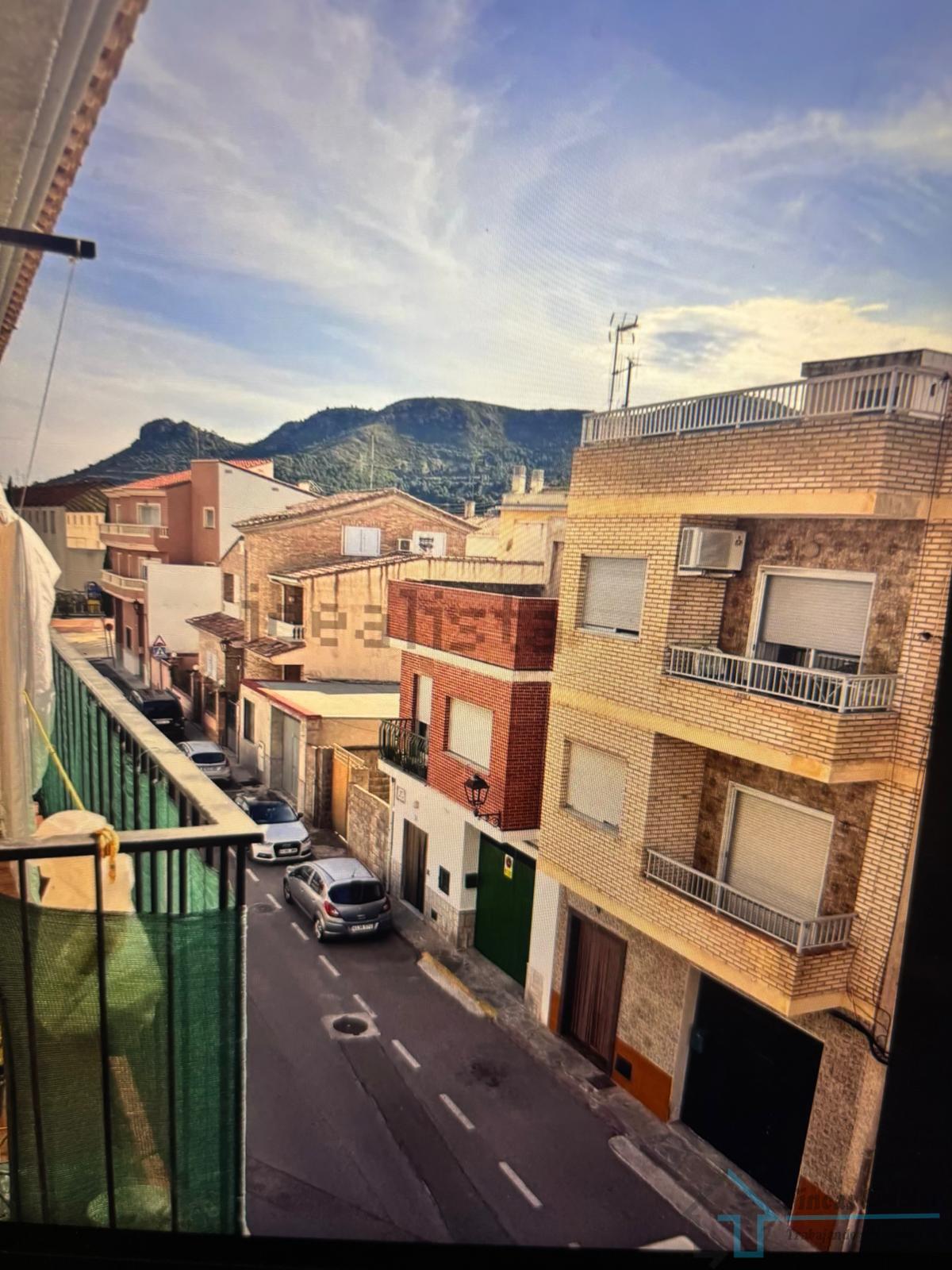 Venta de piso en Ademuz