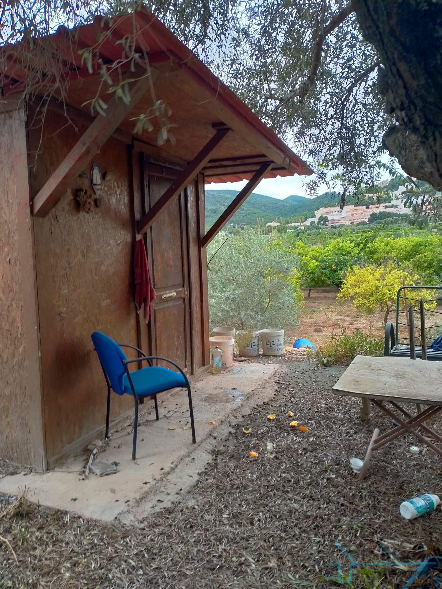 Venta de terreno en Petrés