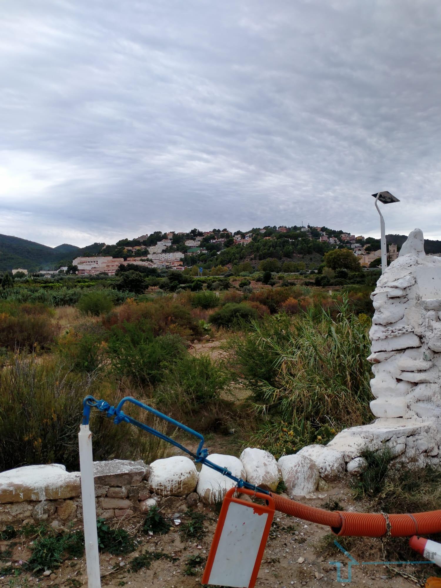 Venta de terreno en Petrés
