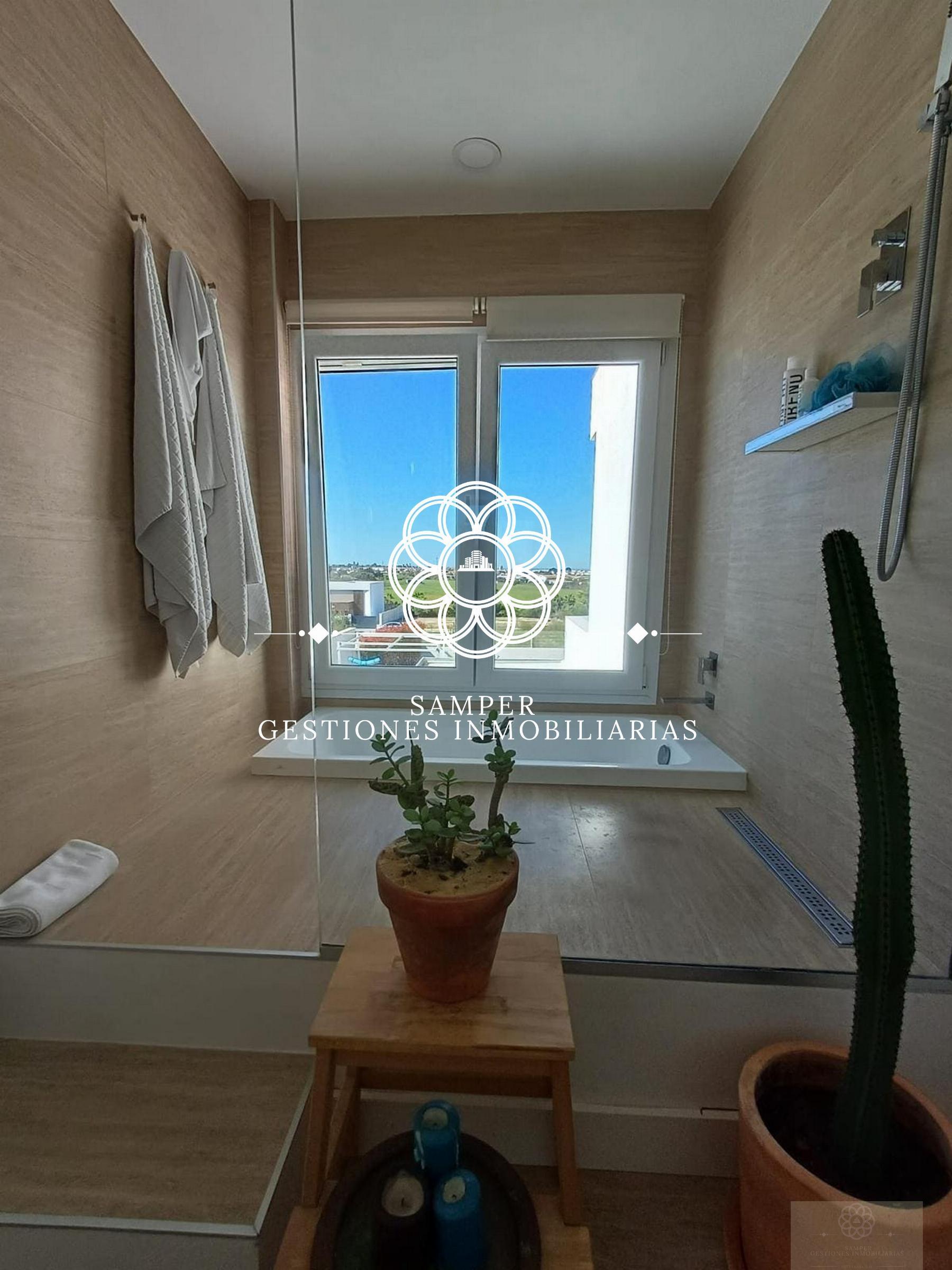 Venta de chalet en Sanlúcar de Barrameda