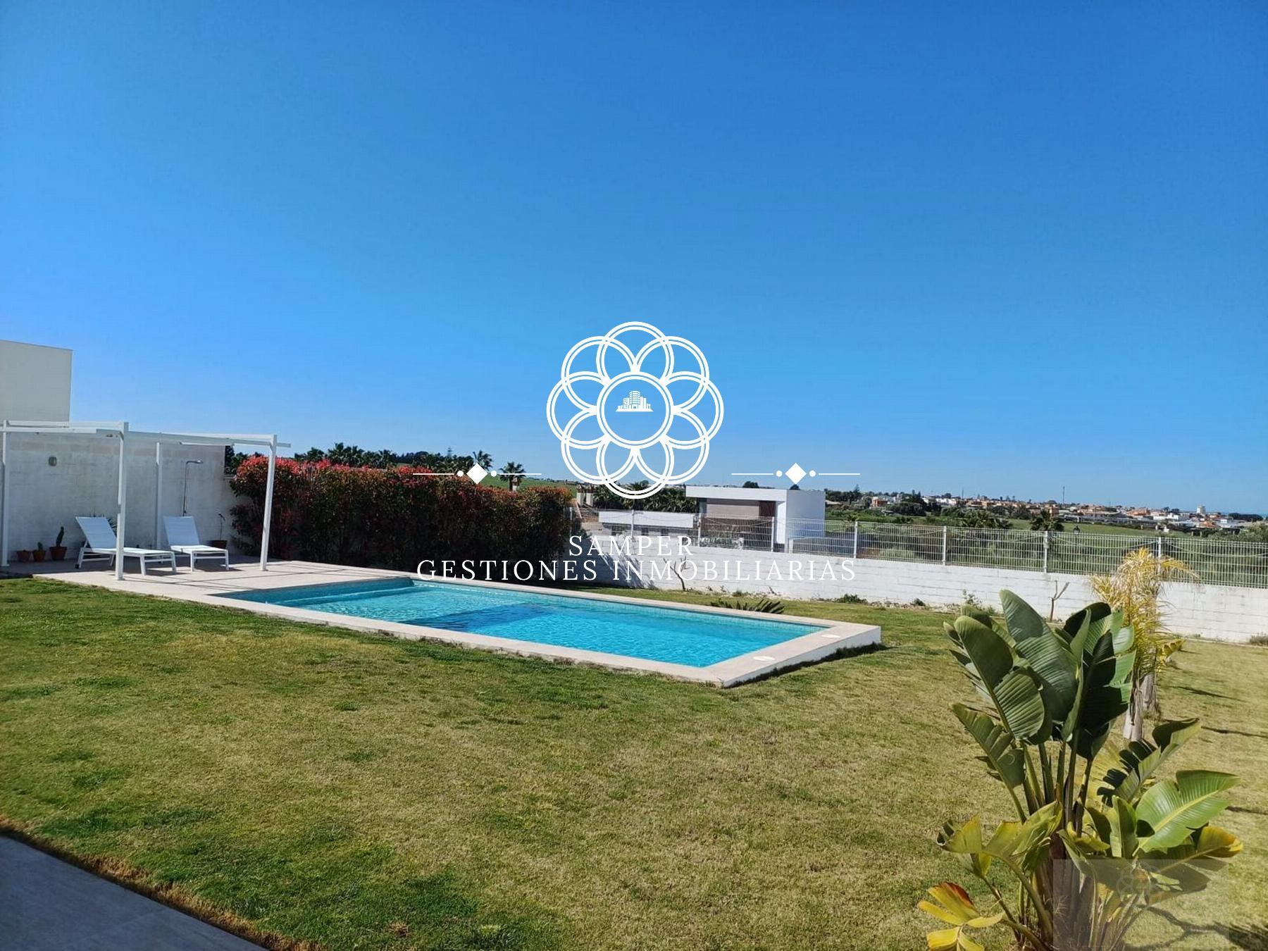 Venta de chalet en Sanlúcar de Barrameda