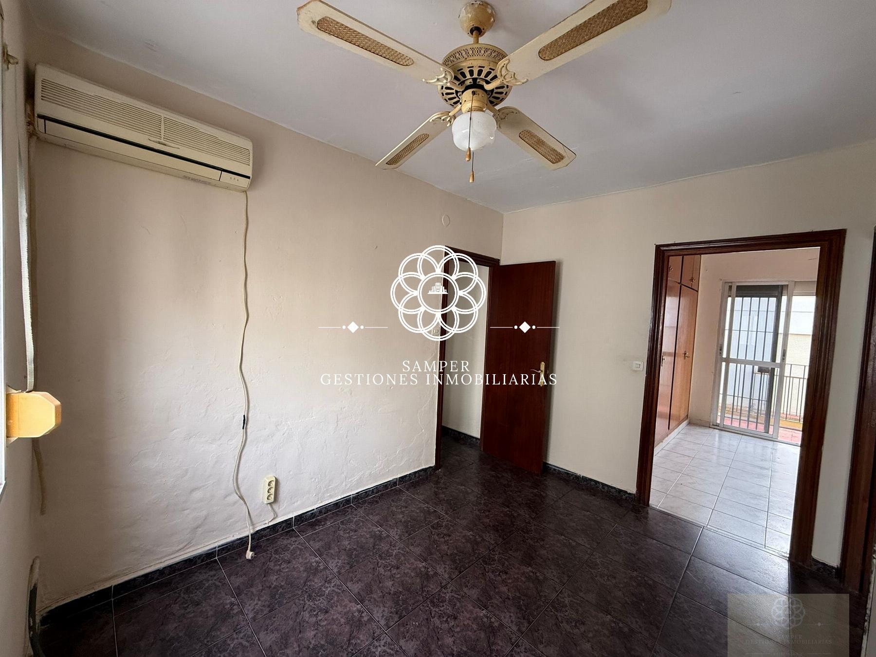 For sale of flat in El Puerto de Santa María