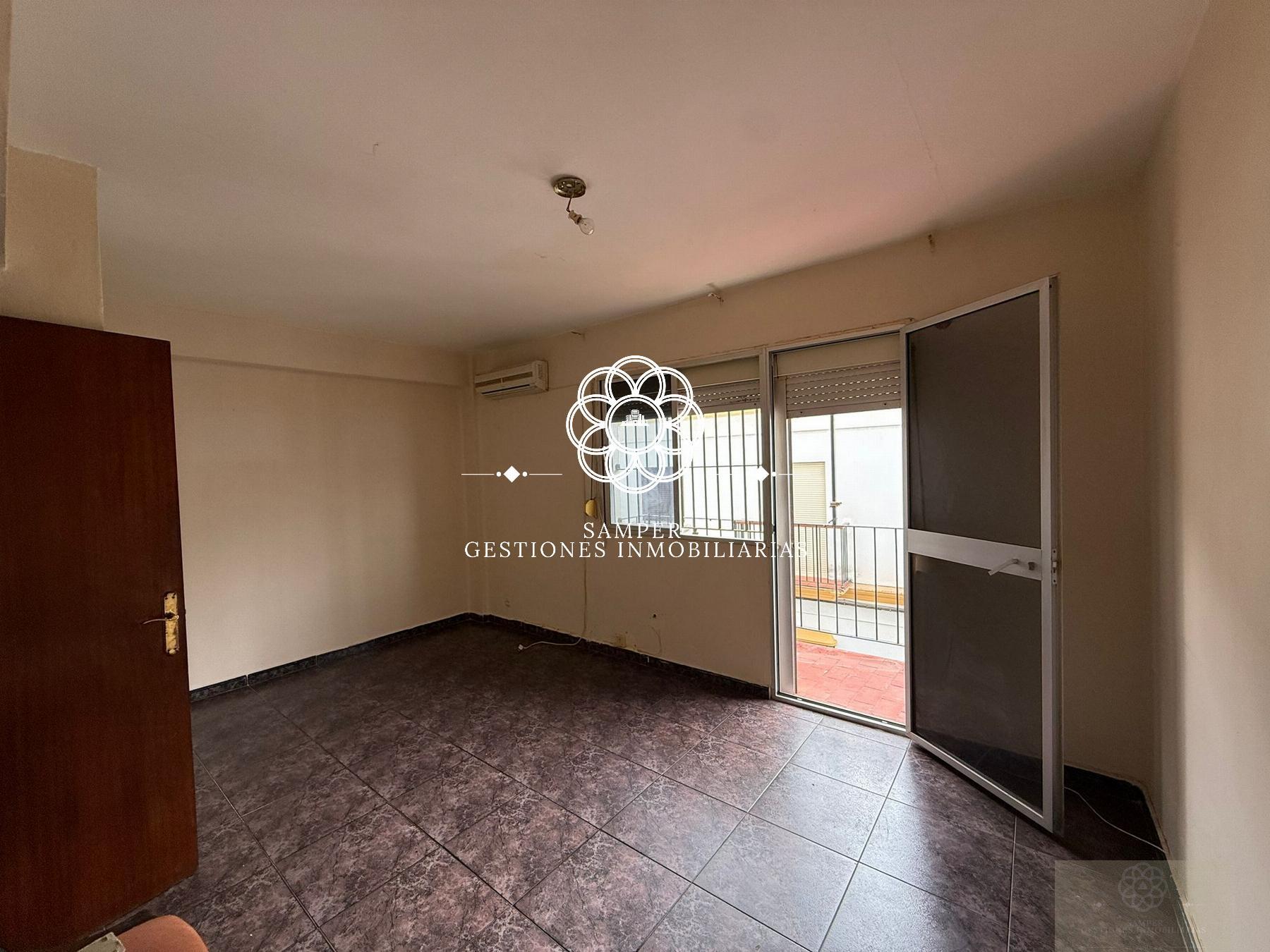 For sale of flat in El Puerto de Santa María