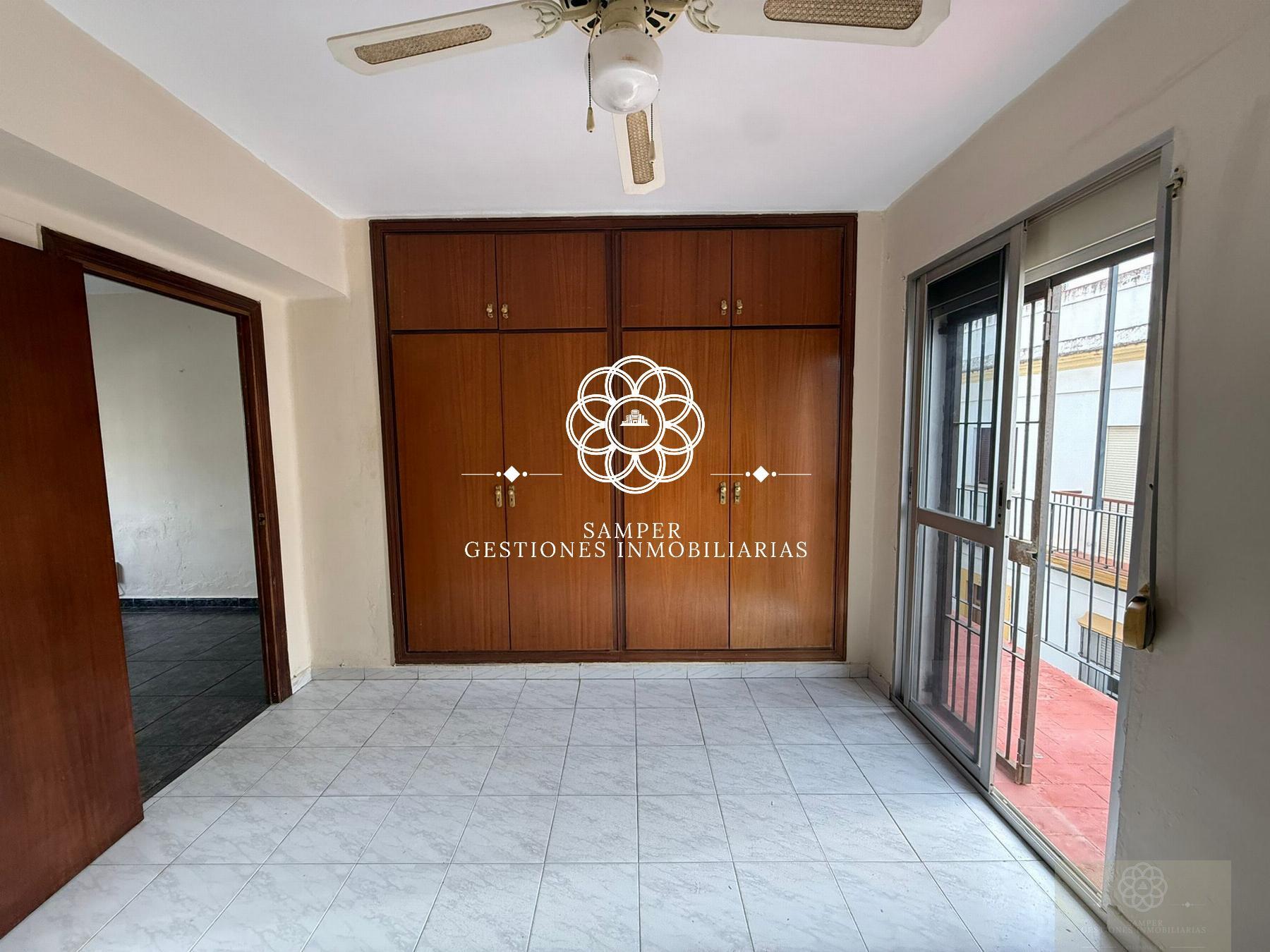 For sale of flat in El Puerto de Santa María