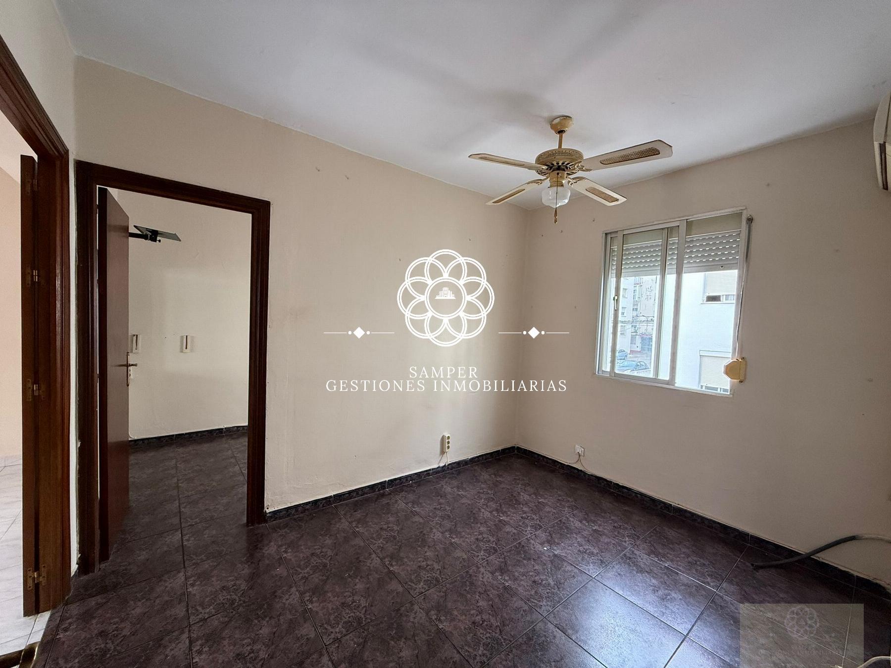 For sale of flat in El Puerto de Santa María