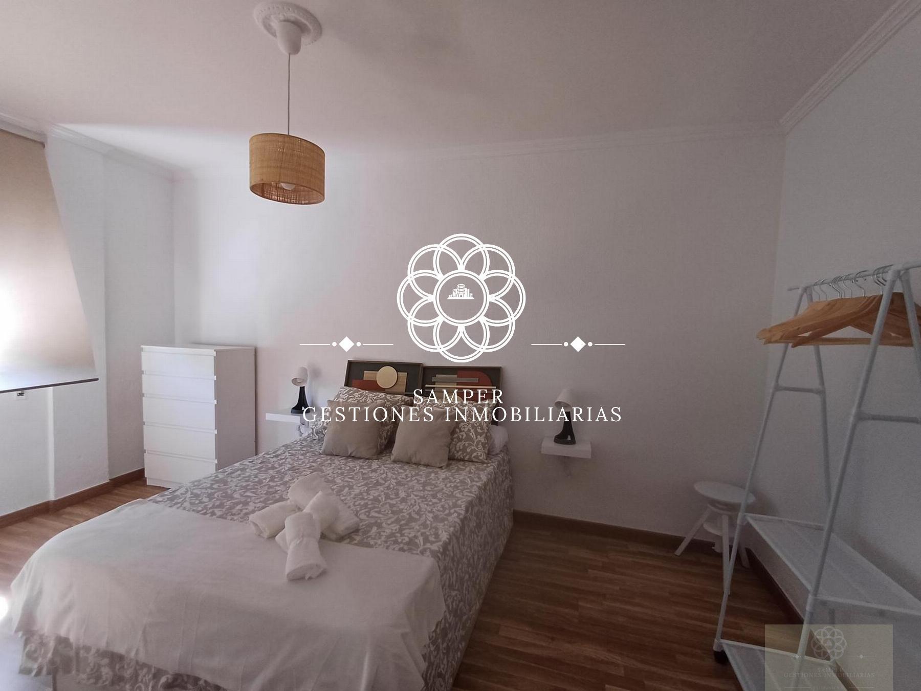 For sale of flat in El Puerto de Santa María