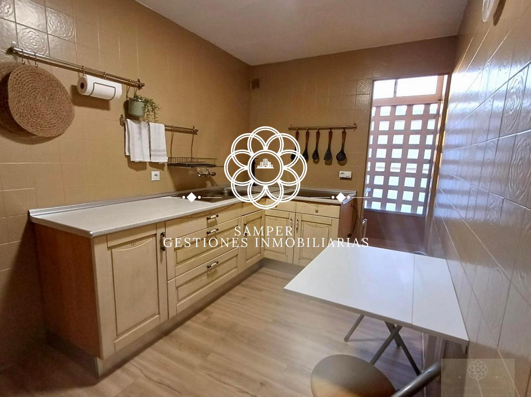 For sale of flat in El Puerto de Santa María