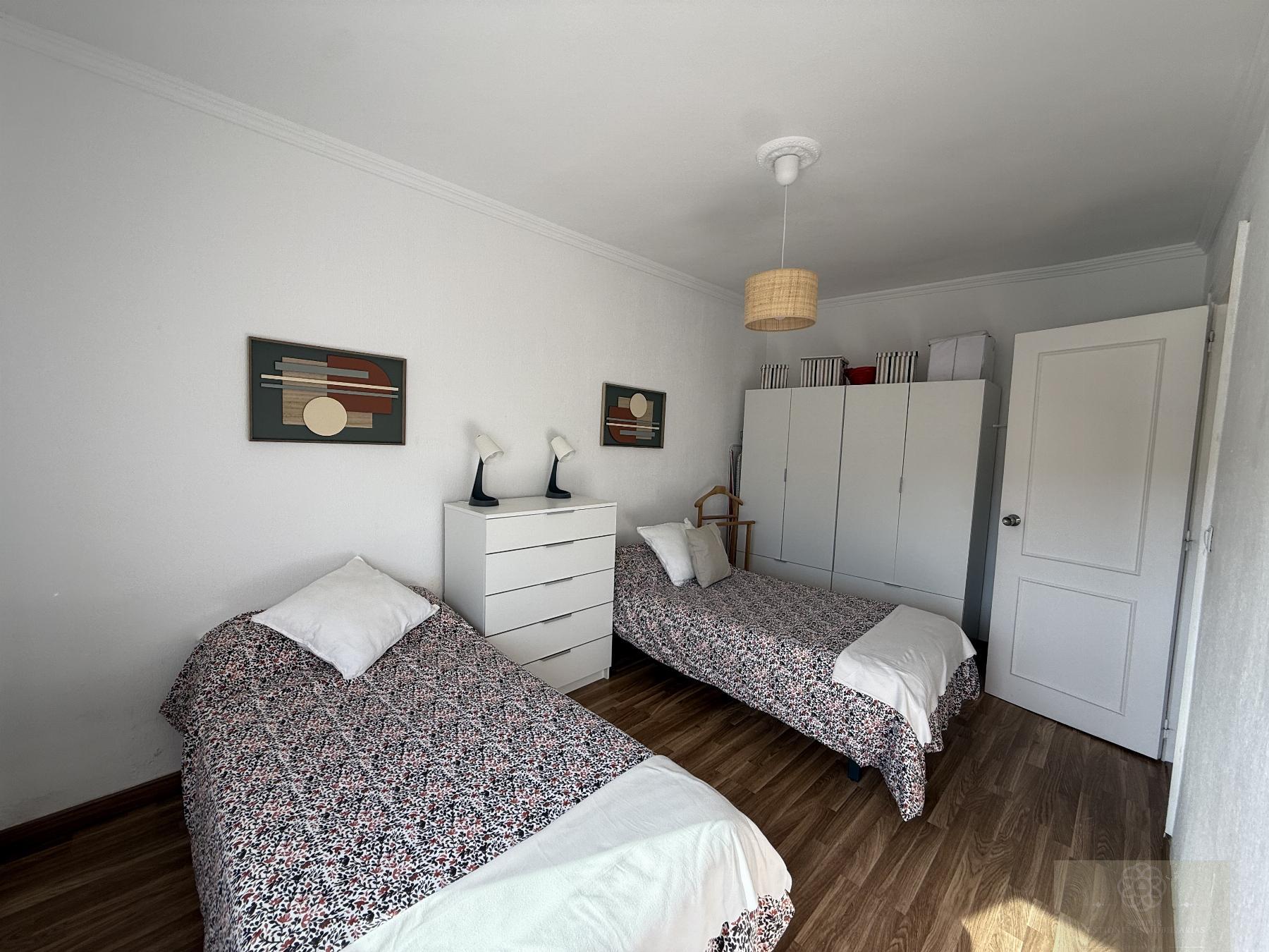 For sale of flat in El Puerto de Santa María