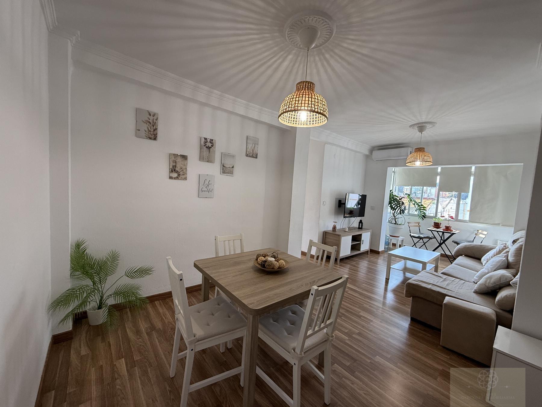 For sale of flat in El Puerto de Santa María