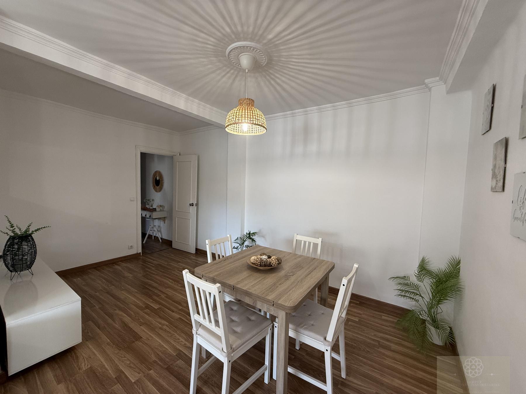 For sale of flat in El Puerto de Santa María