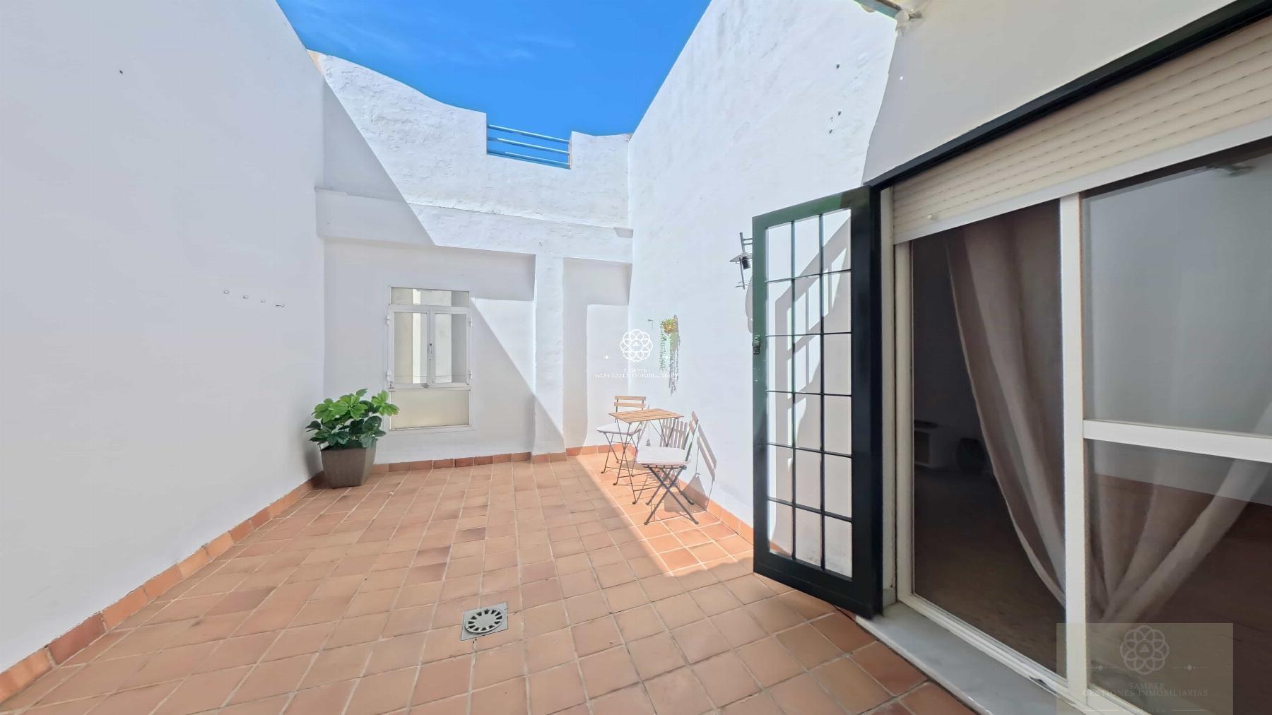 For sale of flat in El Puerto de Santa María