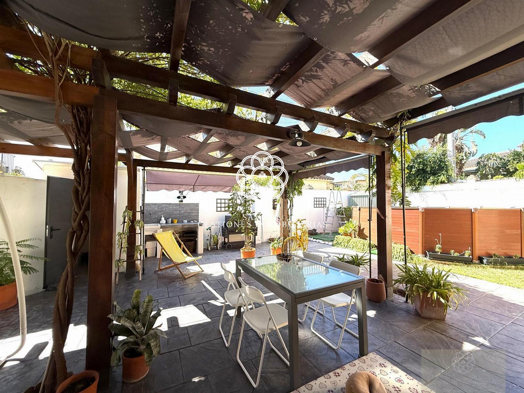 Venta de chalet en Sanlúcar de Barrameda