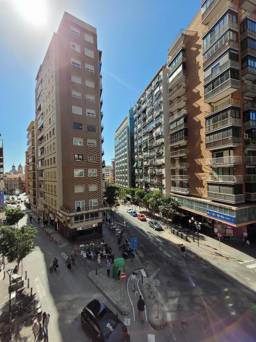 For sale of flat in Alicante