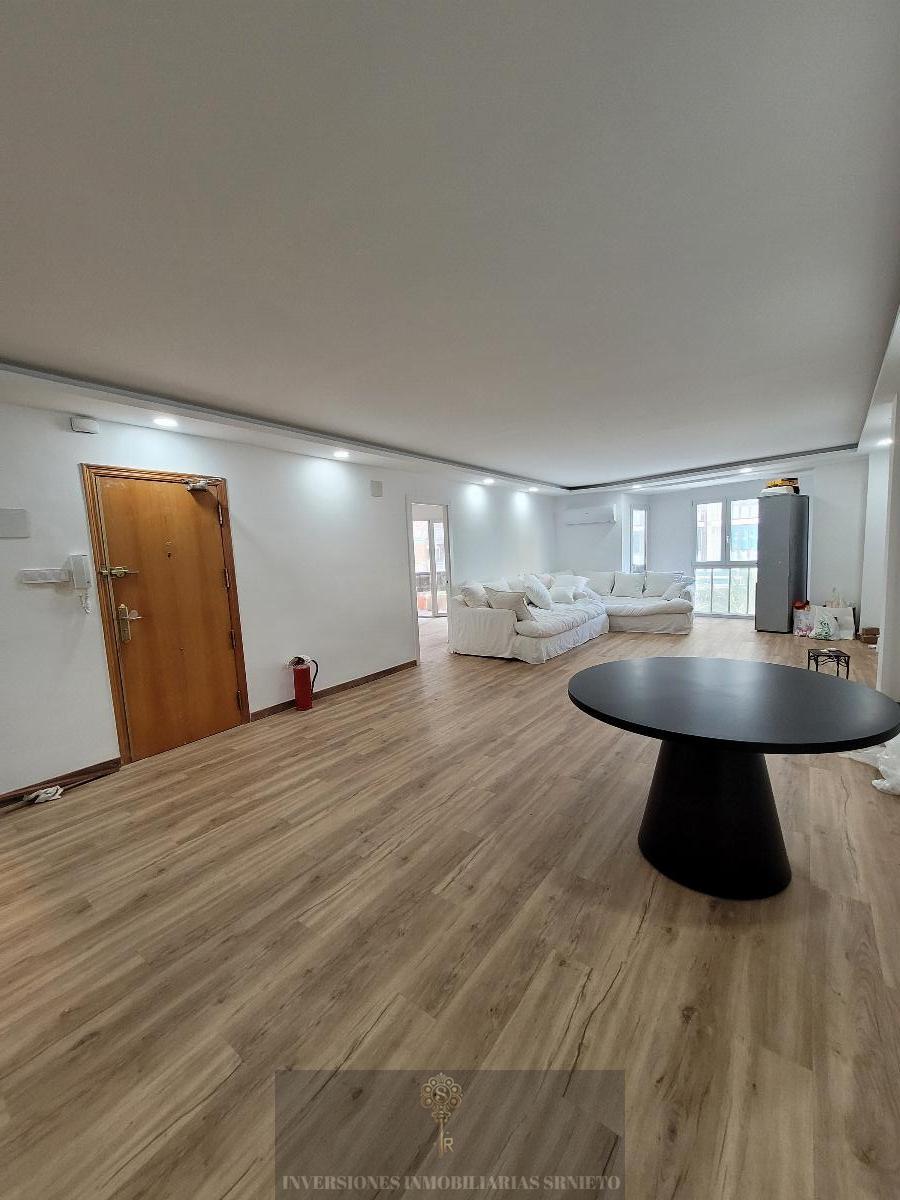 For sale of flat in Alicante